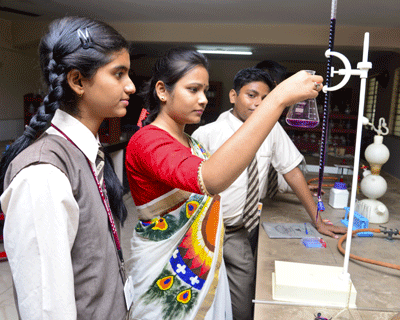 top school in Andal